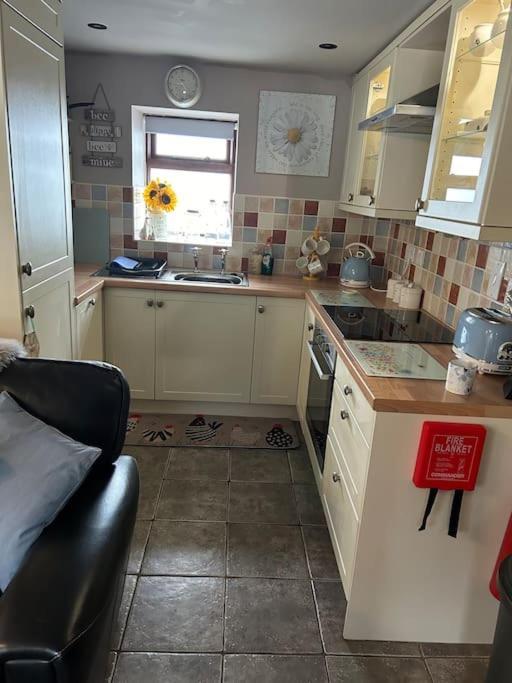 Apartamento Syn Y Nant Llangorse Exterior foto