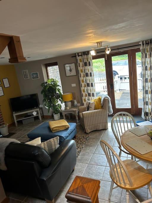 Apartamento Syn Y Nant Llangorse Exterior foto